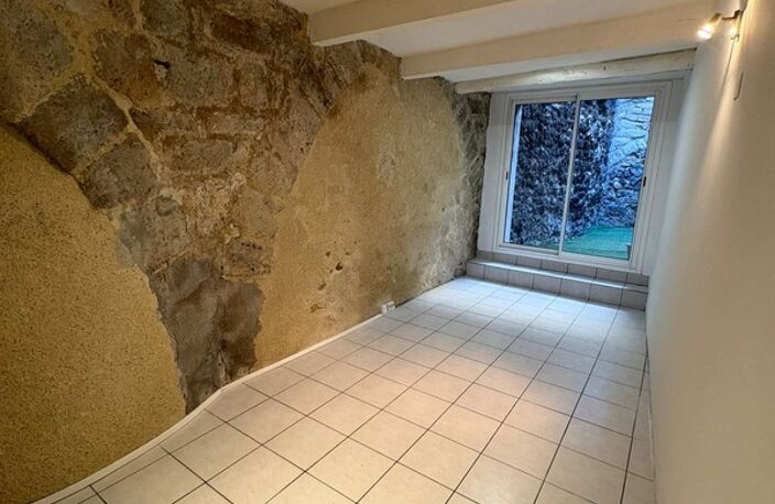 Maison de village avec cour à SAINT THIBERY (34) — photo 3