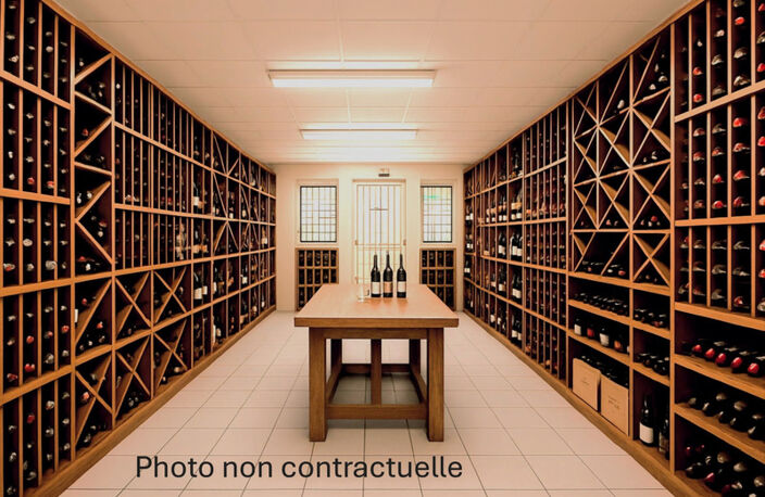 **BESANÇON – LOCAL PROFESSIONNEL 62 m² – 3 PARKINGS PRIVATIFS – EXCELLENTE VISIBILITÉ – RUE TRÈS PASSANTE** — photo 5