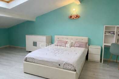 Appartement 4 pièces 330000 €