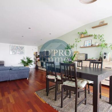 Appartement 3 pièces 219975 €