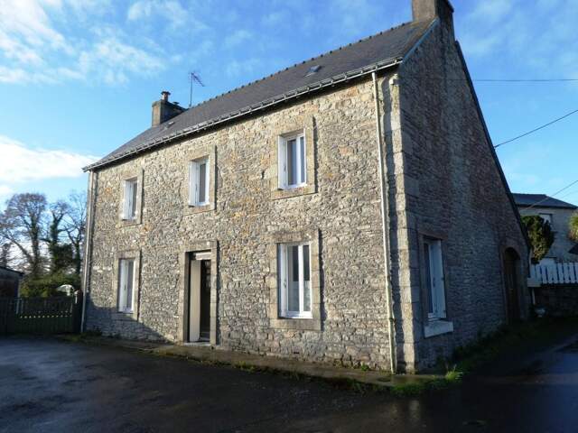 Maison en pierres — photo du bien