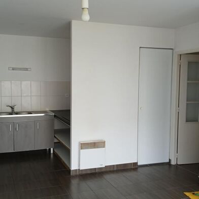 Appartement 3 pièces 779 €