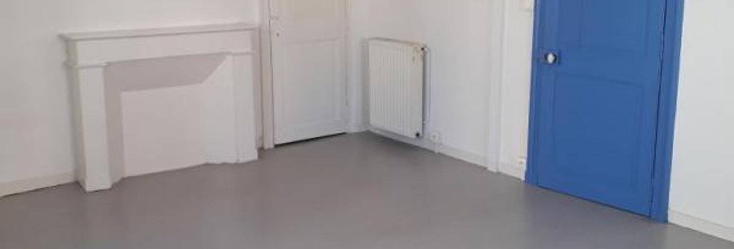 Appartement 1 Pièce 25 m² à louer à La Roche-sur-Yon (85000)