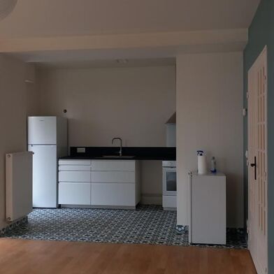 Appartement 3 pièces 1150 €