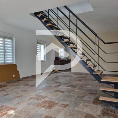 Maison 4 pièces 299000 €