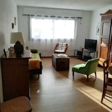 Appartement 3 pièces 1100 €