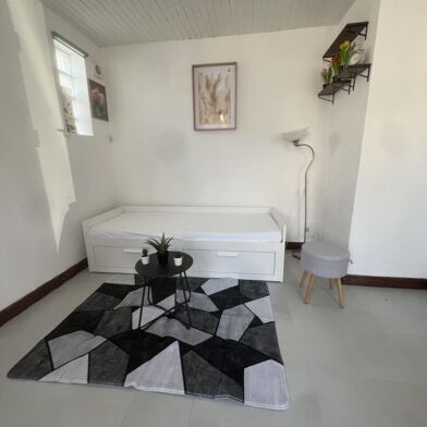 Appartement 1 pièces 850 €