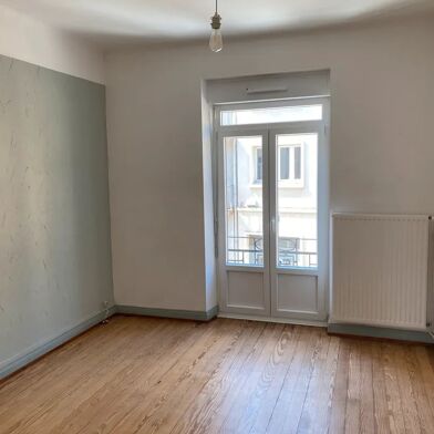 Appartement 4 pièces 800 €