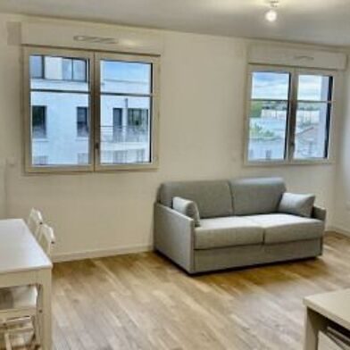 Appartement 1 pièces 990 €