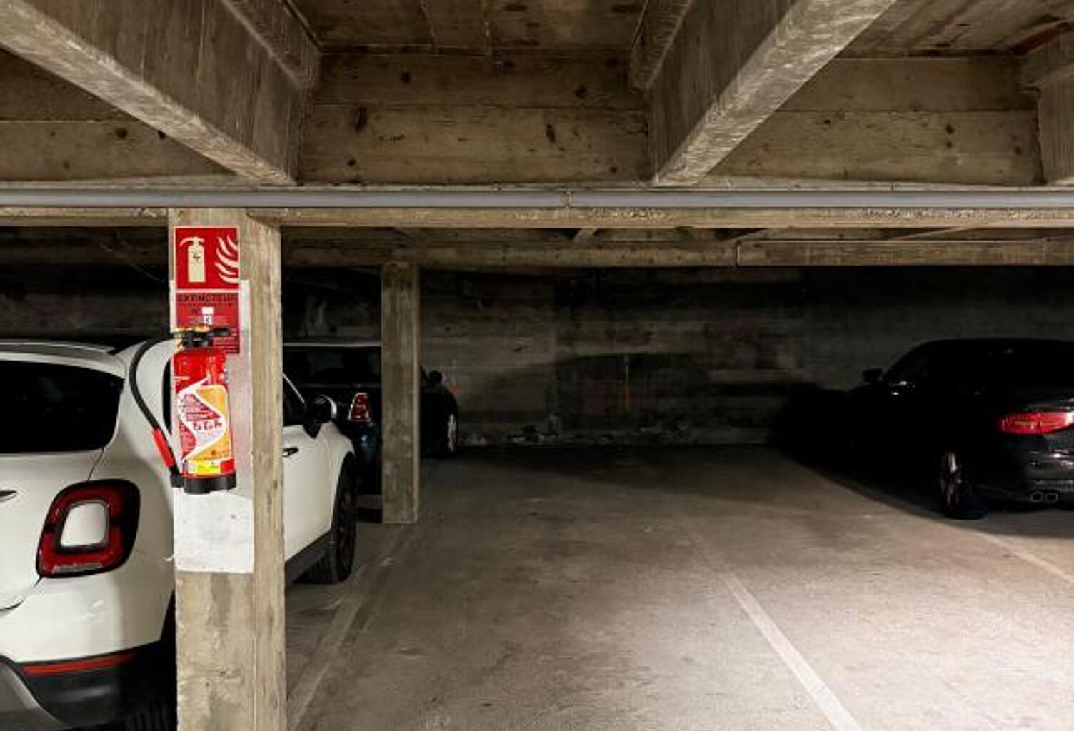 Parking double rue Camille Roy — photo 1