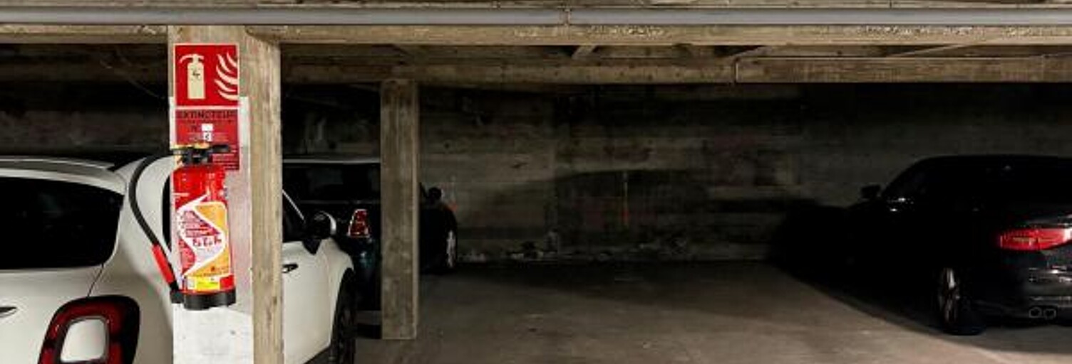 Garage   m² à vendre à Lyon 7 (69007)