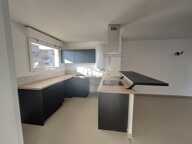 NÎMES investissement locatif Appartement T3 capouchiné et garage — photo 2