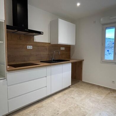 Maison 4 pièces 1000 €