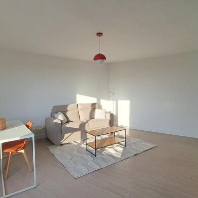 Appartement 1 pièces 650 €