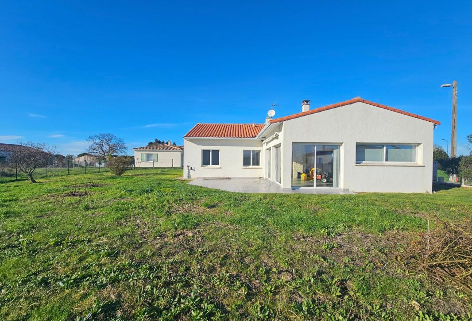 Maison À Vendre — photo 1