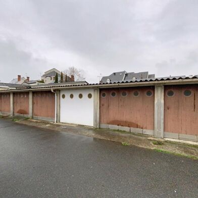 Commerce  169900 €