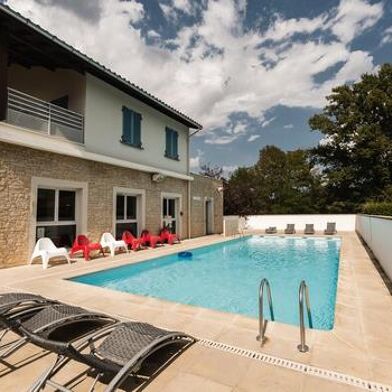 Appartement 3 pièces 71614 €