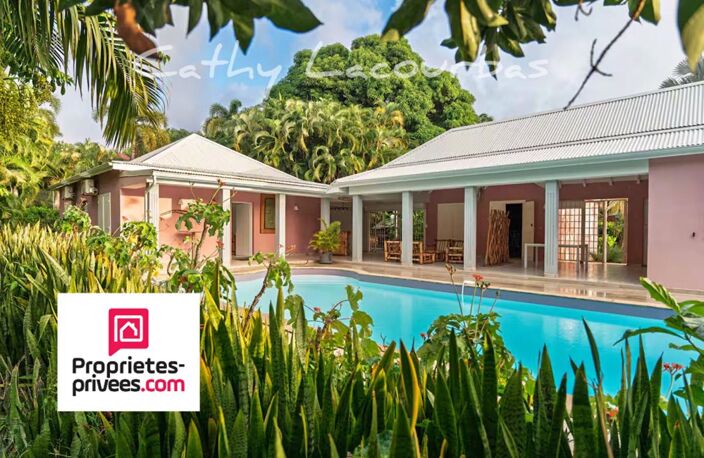 Villa d'architecte au coeur d'un parc paysager, piscine et dépendance - Bouillante,Guadeloupe — photo 3