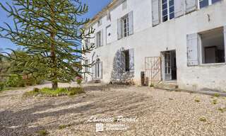 Maison 7 Pièces 347 m² à vendre à Saint-Martial-d'Artenset (24700)