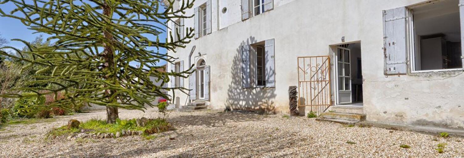 Maison 7 Pièces 347 m² à vendre à Saint-Martial-d'Artenset (24700)