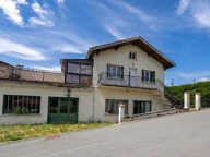 Villa sur terrain possédant 2 grands ateliers — photo 3