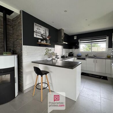 Maison 6 pièces 299900 €