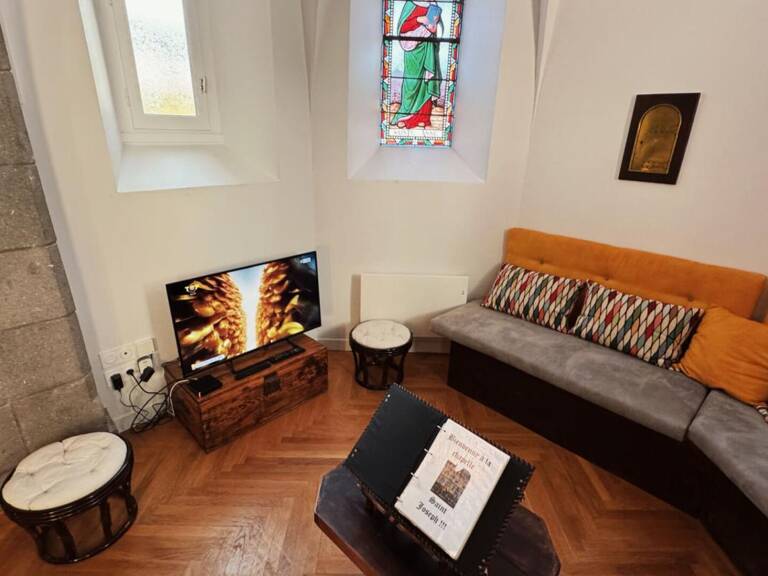 Bien d'exception : Chapelle rénovée au Mont-Dore 55,5 m²  210 000  FAI — photo 1