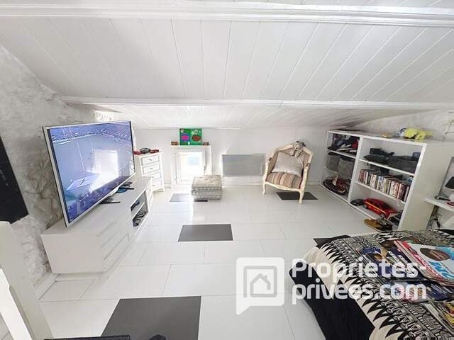 Maison de village atypique et individuelle à Ucciani de 166 m2 — photo du bien