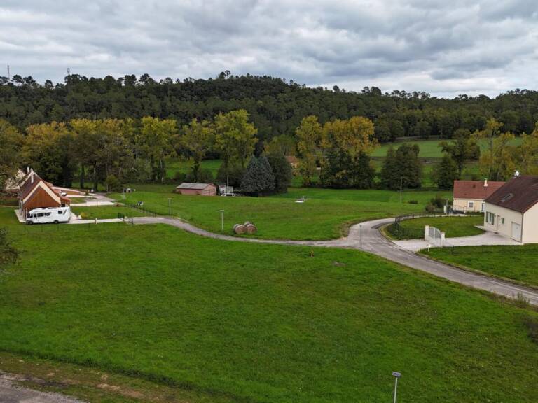 Terrain constructible de 1712 m2 — photo 1