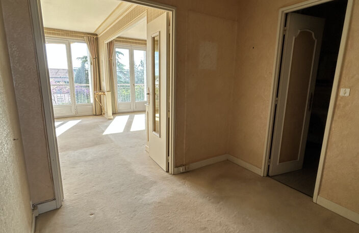 Poitiers-Quartier Blossac-La Madeleine- Appartement 69m2 — photo 2