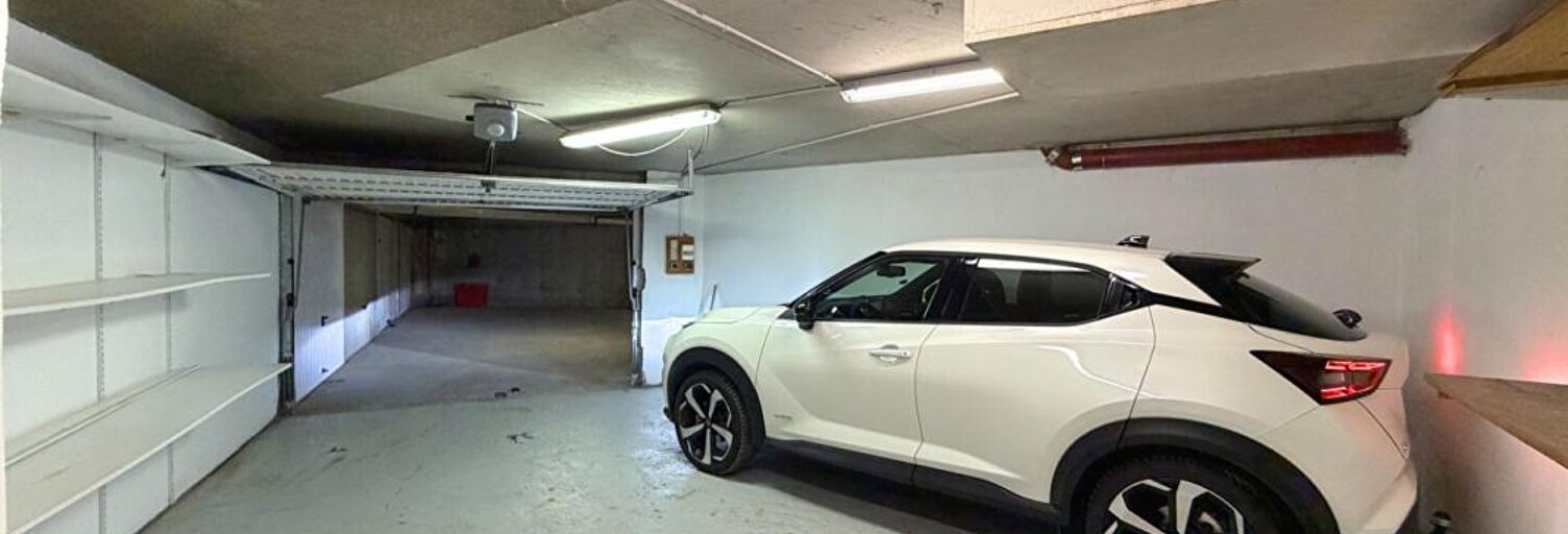 Garage  31 m² à vendre à Mandelieu-la-Napoule (06210)