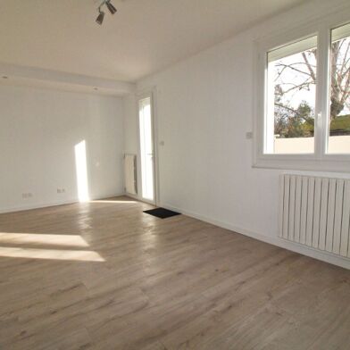 Maison 4 pièces 1080 €