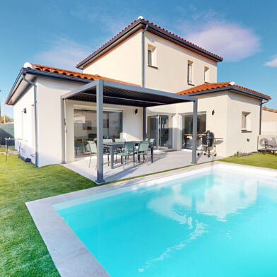 Maison 5 pièces 404000 €