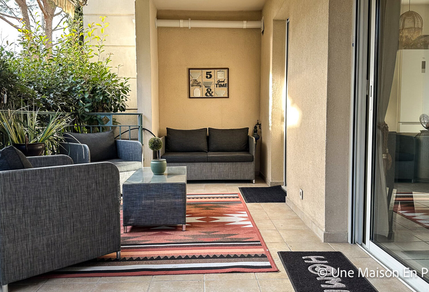 Appartement rdc avec grade terrasse et garage les angles — photo 1