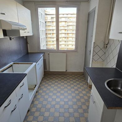 Appartement 4 pièces 654 €