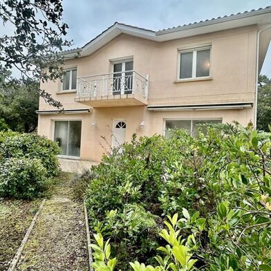 Maison 8 pièces 706520 €