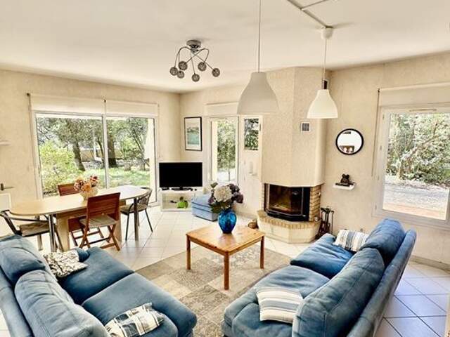 Maison - 180m ² — photo du bien