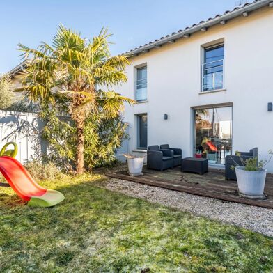 Maison 4 pièces 299000 €