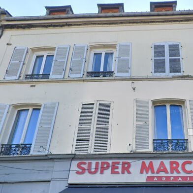 Appartement 1 pièces 549 €