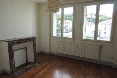 Appartement 3 pièces 585 €