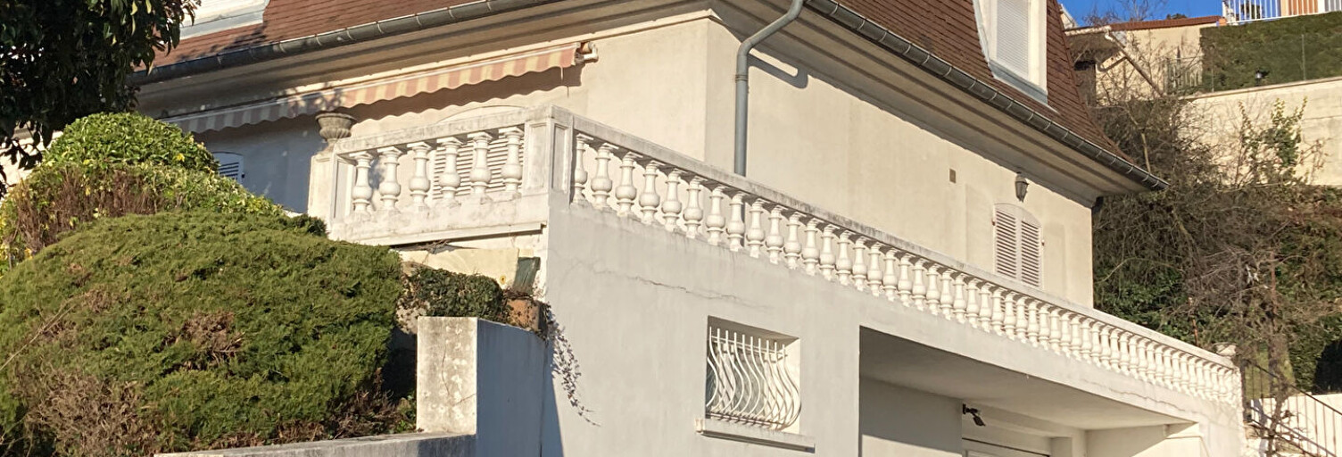 Maison 7 Pièces 212 m² à vendre à Solaize (69360)