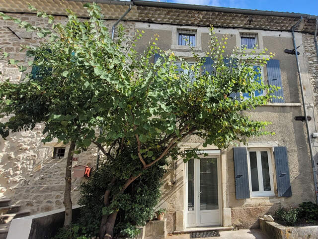 Maison de village de charme  avec terrasses — photo du bien
