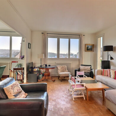 Appartement 4 pièces 454000 €