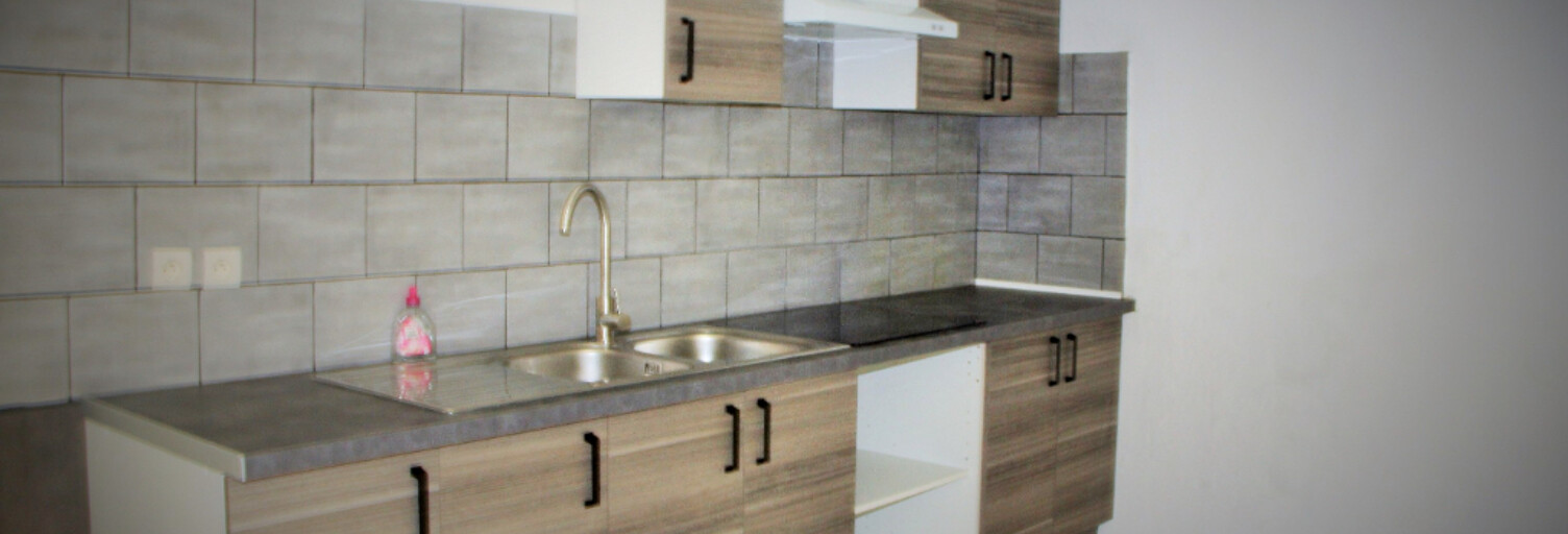 Maison 3 Pièces 60 m² à louer à La Roquebrussanne (83136)