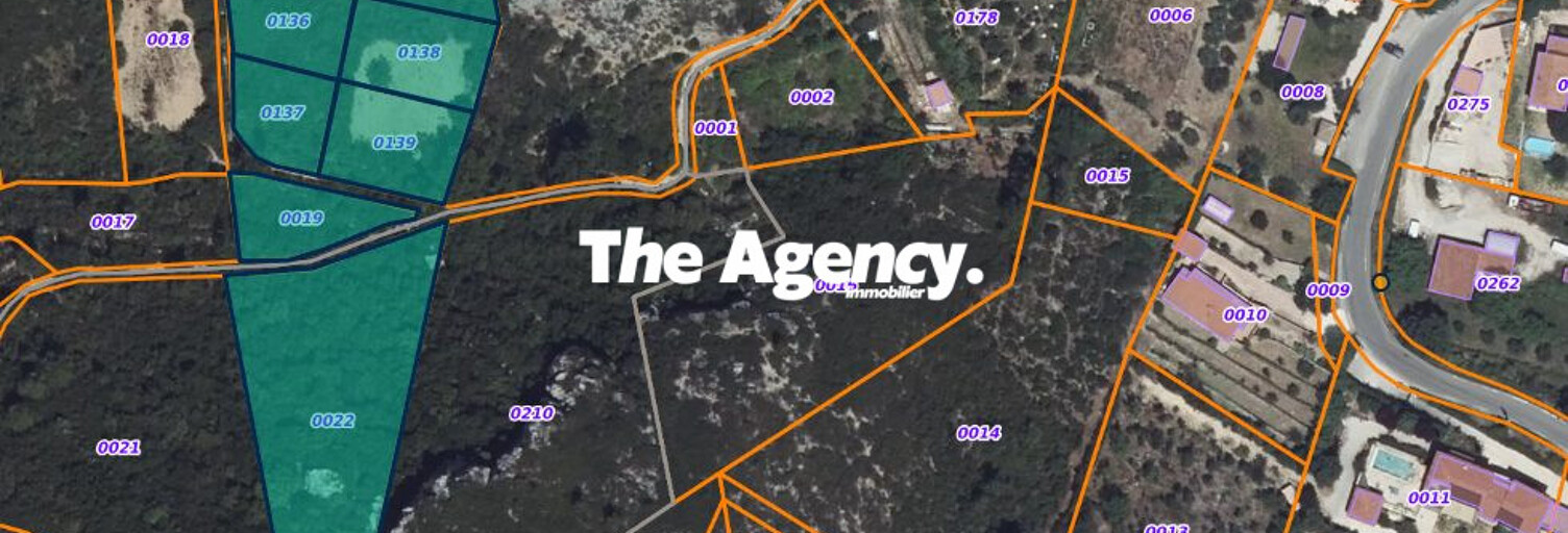 Terrain  5733 m² à vendre à Roquevaire (13360)