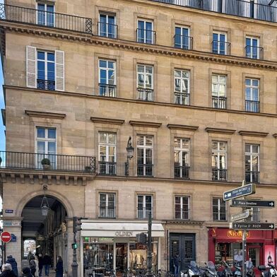 Appartement 1 pièces 360000 €