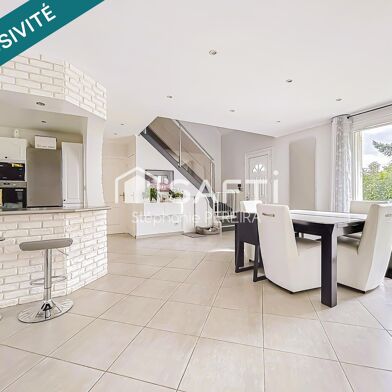 Maison 6 pièces 465000 €