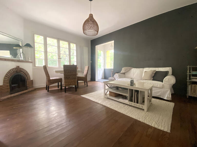 ANDERNOS LES BAINS, Maison de type T4 Grande parcelle Dépend — photo 1
