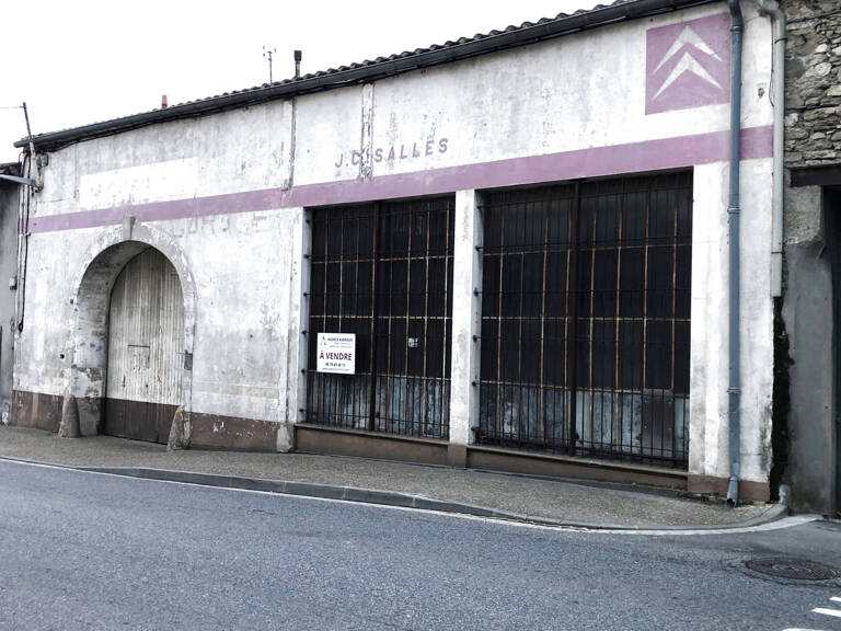 Ancien atelier de mécanique — photo 1