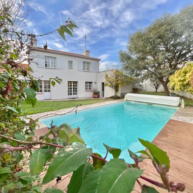 Maison 8 pièces 425000 €